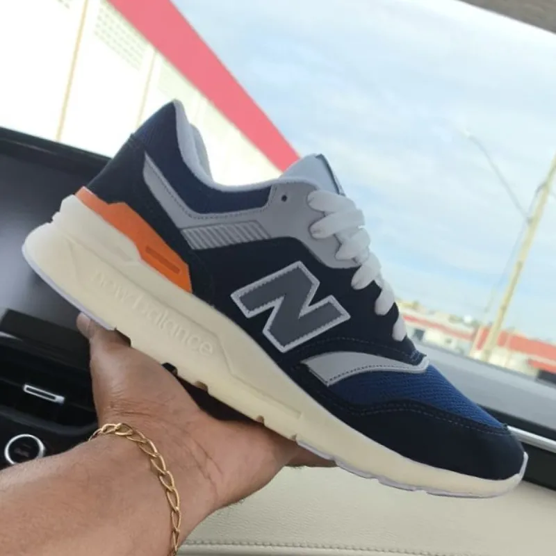Foto de New Balance 997
