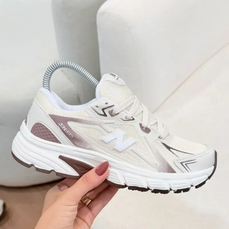 Foto de New Balance 408