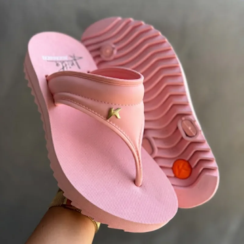 Foto de Chinelo Kenner Anitta Kyra