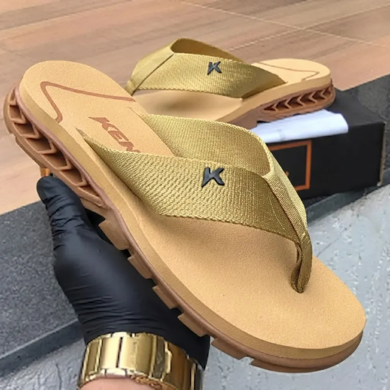 Foto de Chinelo Kenner Rakka L7