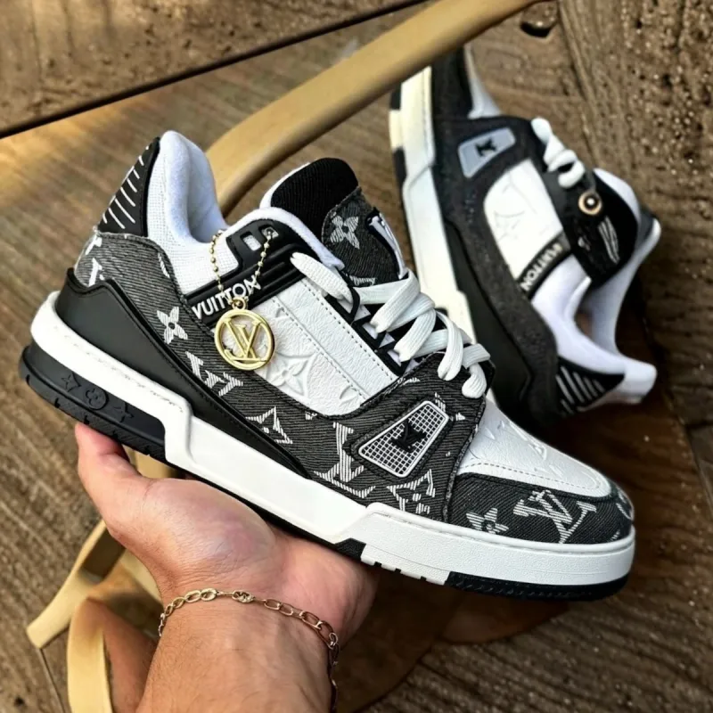 Foto de Louis Vuitton Trainer