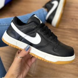 Foto de Nike Dunk Couro
