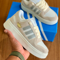 Foto de Adidas Forum Bonega