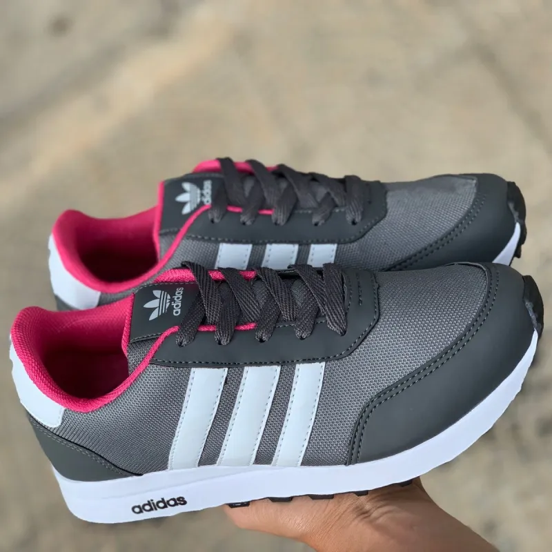 Foto de Adidas Neo
