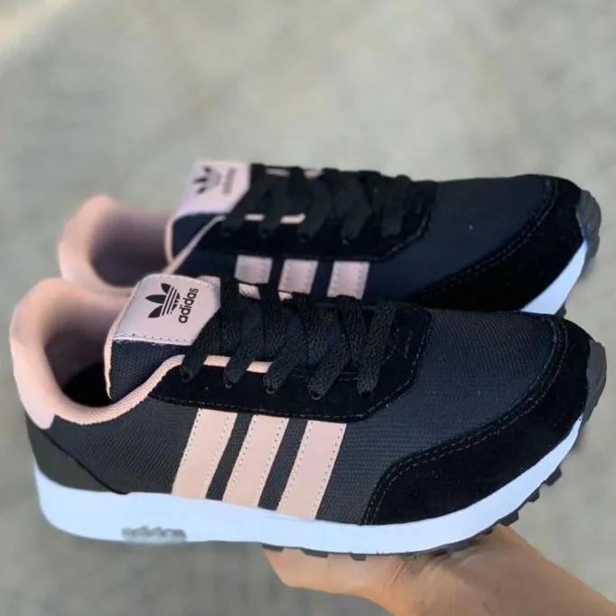 Foto de Adidas Neo