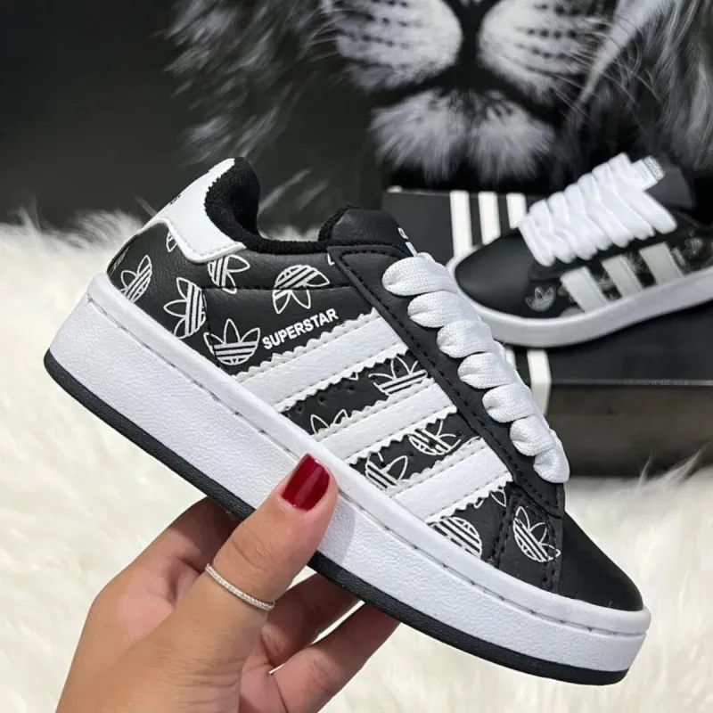 Foto de Adidas SuperStar Infantil