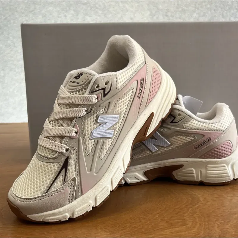Foto de New Balance 408