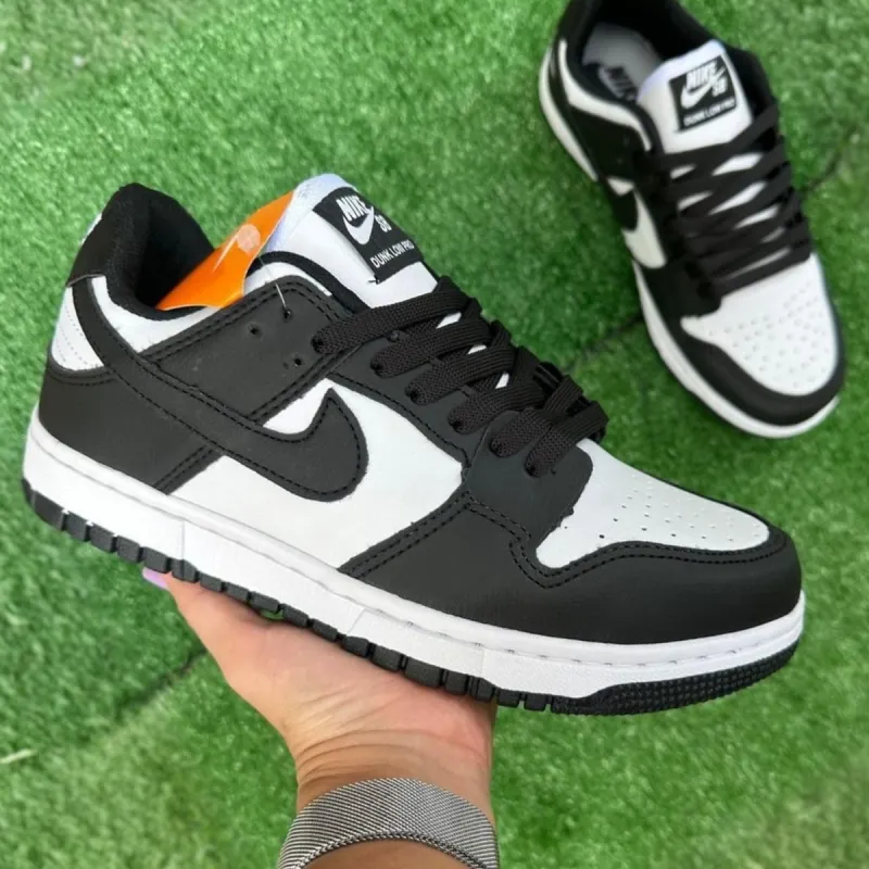 Foto de Nike Dunk Couro