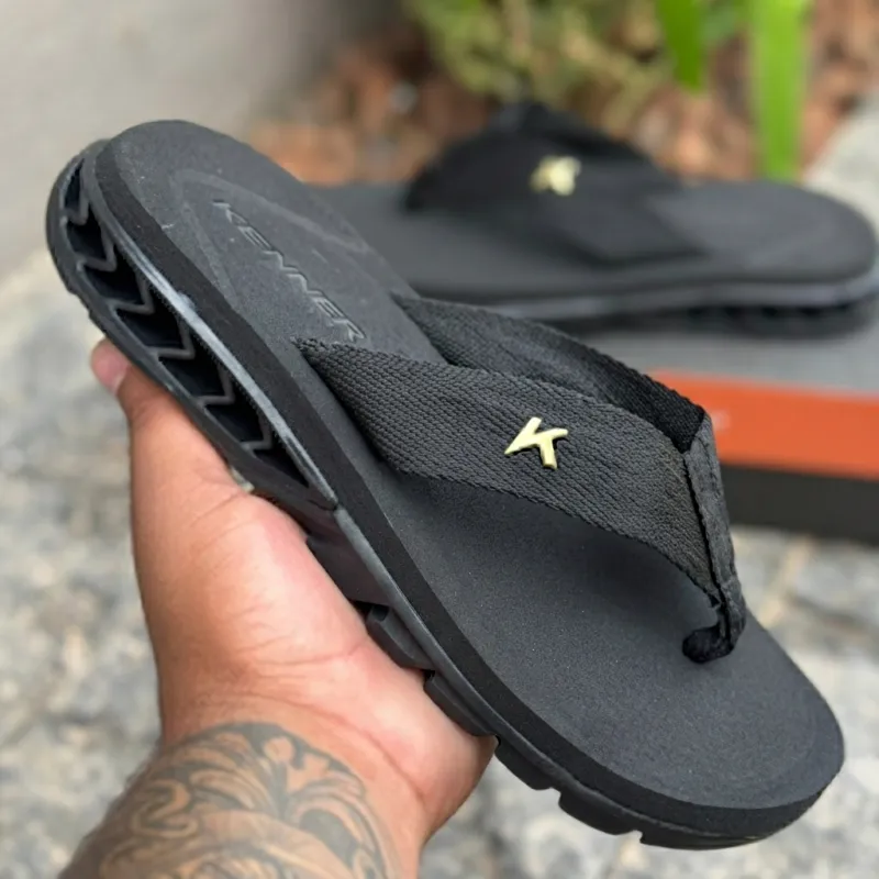 Foto de Chinelo Kenner Rakka L7