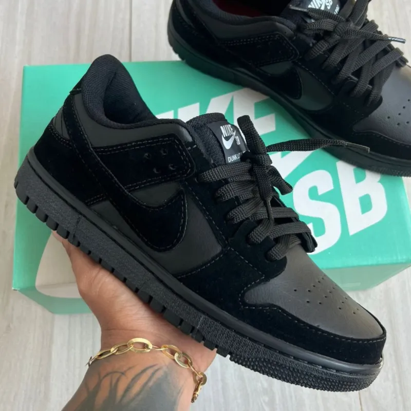 Foto de Nike Dunk Camurça