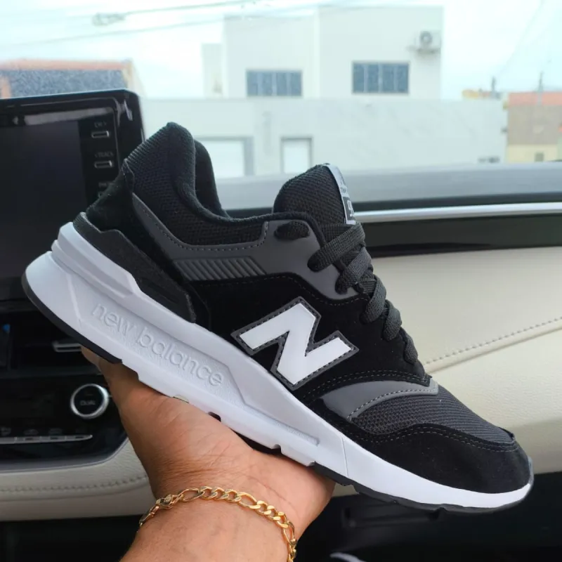 New Balance 997