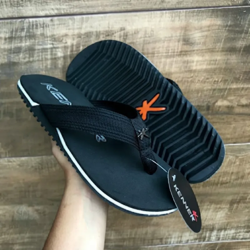 Chinelo Kenner Kivah